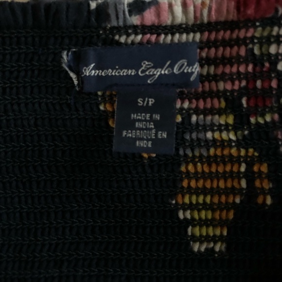 AMERICAN EAGLE navy floral cami - Picture 6 of 6